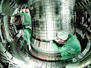 Turvallisen ITER -fuusioreaktorin asennus