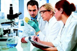 Alzheimerin tautia opitaan hoitamaan seuraavien 3-5 vuoden aikana