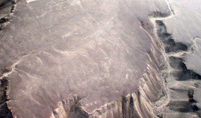 9 esinettä ja rakennetta, joiden alkuperästä ihmiset epäilevät muukalaisia