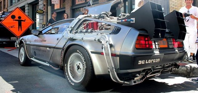 40-vuotias amerikkalainen kaatui aikakoneeltansa