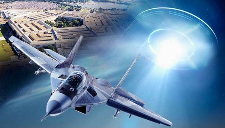 Amerikkalainen lentäjä keskustelee tapaamisista UFO: ien kanssa