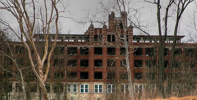 Amerikkalainen hylätty sanatorium muuttuu kummittavaksi hotelliksi