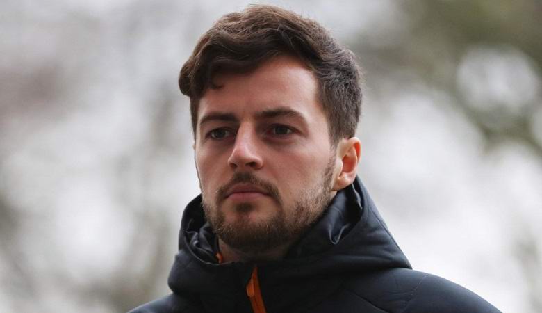 Englantilainen jalkapalloilija tapasi tulevaisuuden lapsia