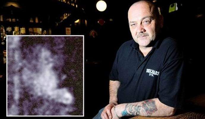 English Pub Ghosts Inundate