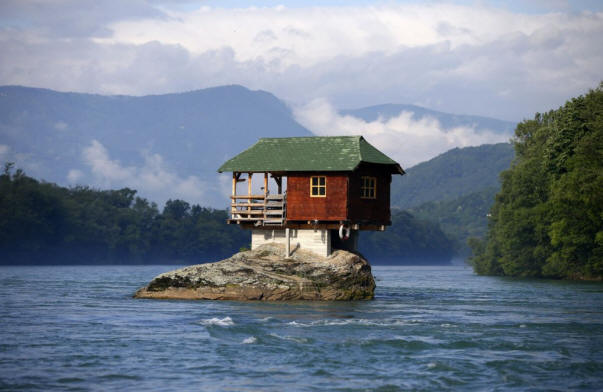 neobichniedoma 4 arkkitehtoninen vimma ympäri maailmaa