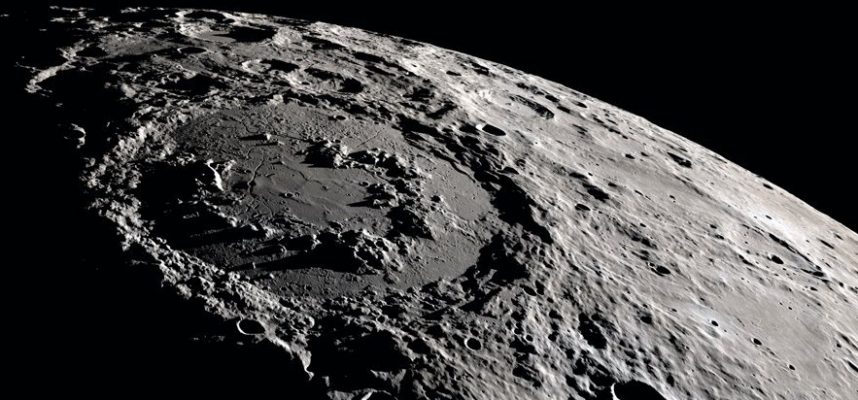 Marsin takana lentävä asteroidi on itse asiassa kuun kaksos 