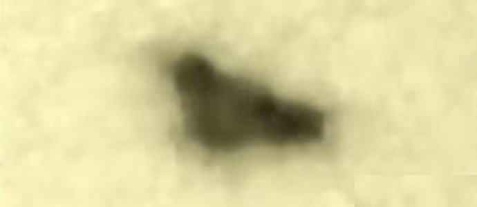 Tähtitieteilijä huomasi salaperäisen kolmiomaisen UFO: n taivaalla