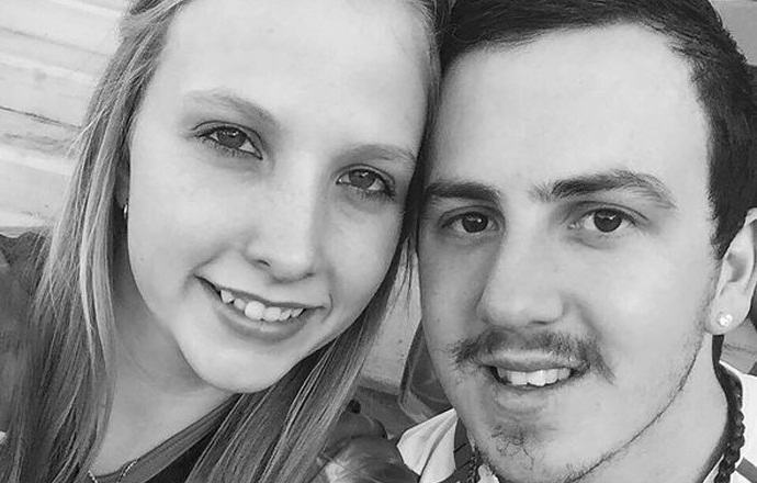 Australialaiset kuvaavat haamua hautausmaalla