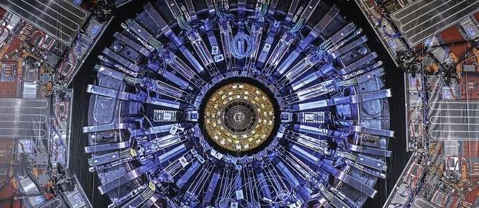 Suuri hadronikoppuri käynnistyy uudelleen