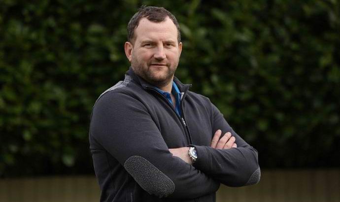 Brittiläinen puhui jatkuvasti solullaan, kuoli aivosyöpään