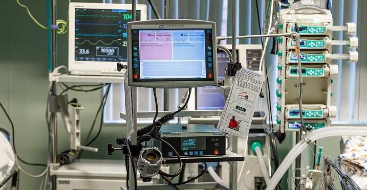 Brittiläinen nainen palautettiin elämään kuusi tuntia sydämen vajaatoiminnan jälkeen