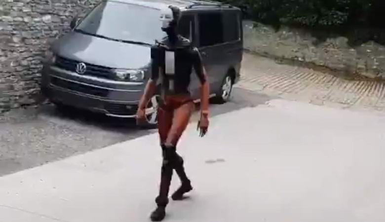 Liian inhimillinen robotti hämmentää web-käyttäjiä.