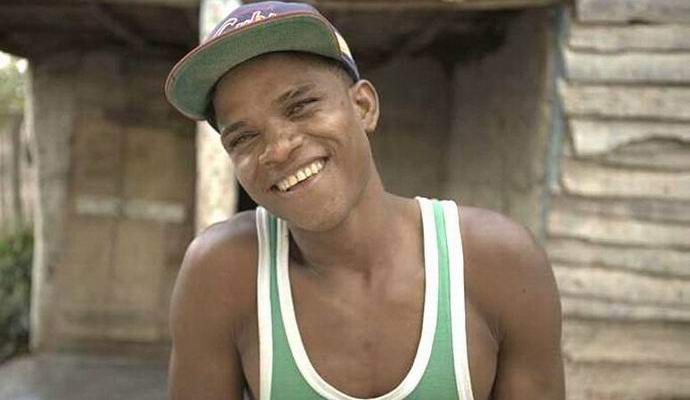 Kylä, jossa tytöt muuttuvat pojiksi