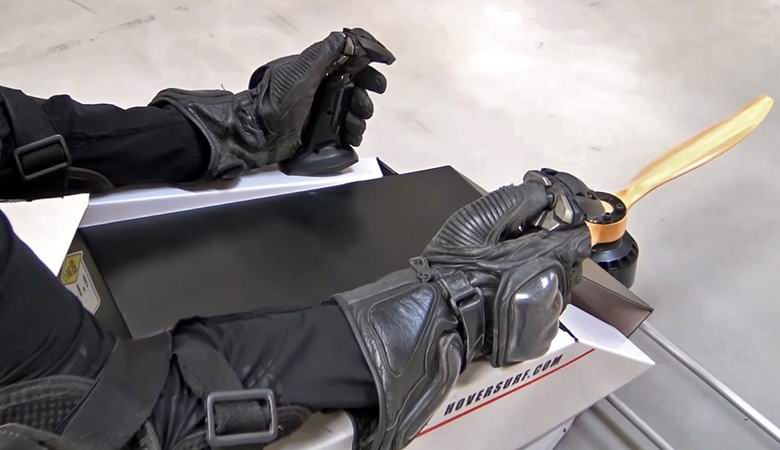 Dubain poliisi vaihtuu Venäjän lentäviin moottoripyöriin