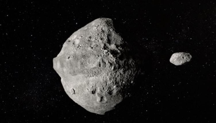 Binaarinen asteroidi lensi lähellä maata nopeudella 25 000 km / h 