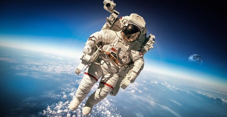 ESA valmistelee miehitettyjä lentoja kuuhun ja NASA - Marsiin