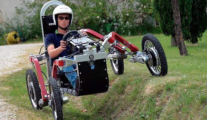 Ranskalaiset ovat luoneet ainutlaatuisen hämähäkkiauton uskomattomalla ristillä