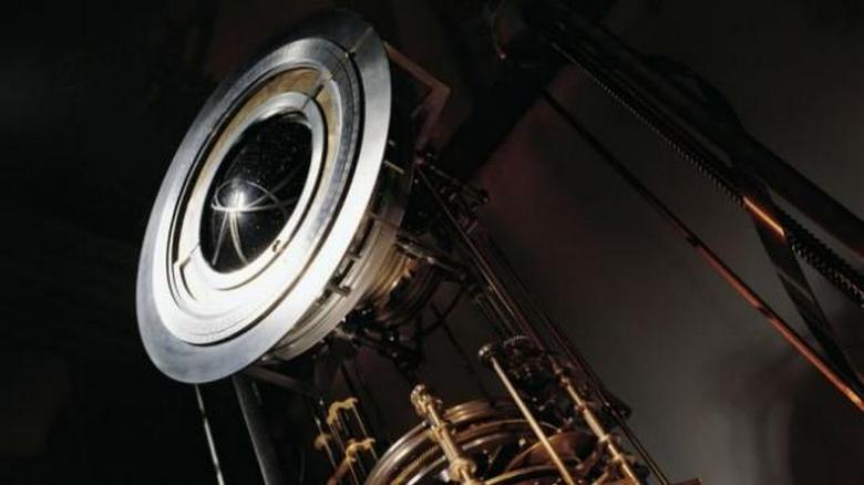 Jälkikäteen suunnattu kello, suunniteltu toimimaan 10 tuhatta vuotta