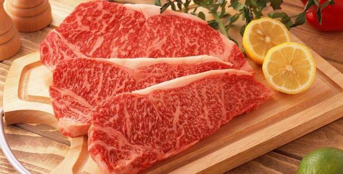 Intialaiset lynsivat muslimin salaa naudanlihaa