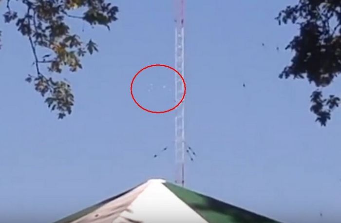 Muukalaiset nauravat meille