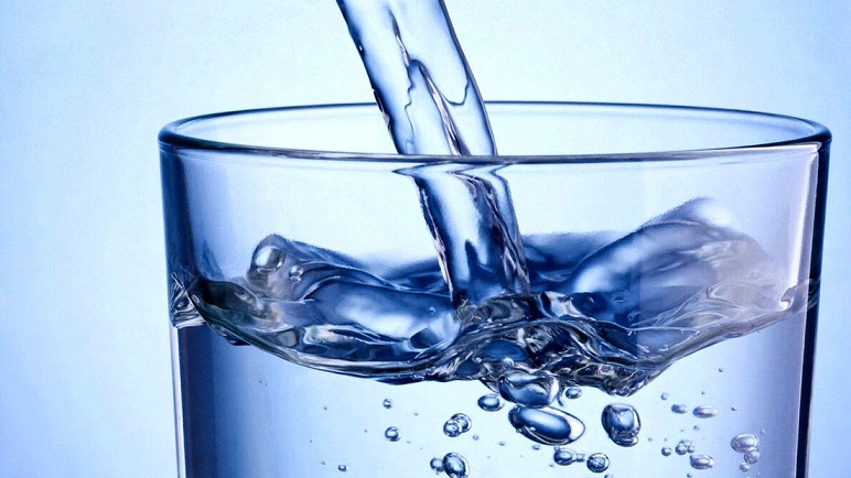 Keksijät ovat luoneet laitteen veden ottamiseksi ilmasta