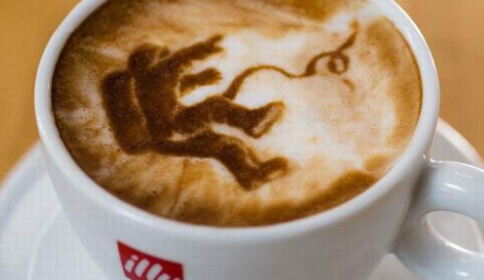 Israelilaiset ovat kehittäneet tulostimen kahvivaahtoon