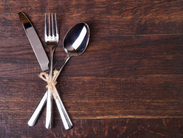 mihin lusikka putoaa 