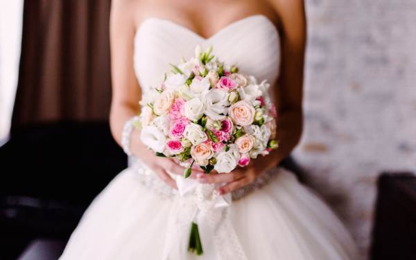 miksi naimaton tyttö haaveilee hääpuvusta 