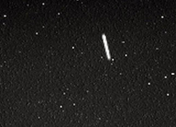 Roverin kamera on kuvannut lieriömäisen UFO: n