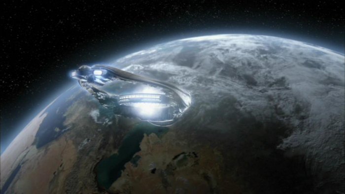 ISS-kamera vangitsi kolmiomaisen UFO: n maapallon kiertoradalla