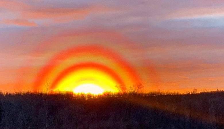 Kanada vangitsee selittämättömät renkaat auringon ympärillä