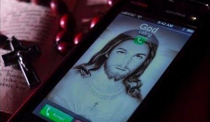 Katoliset papit tuovat tietysti ...