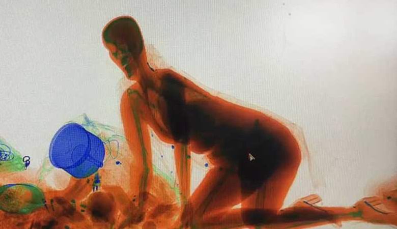 Kiinalainen nainen teki typeräin ja vaarallisimman aseman