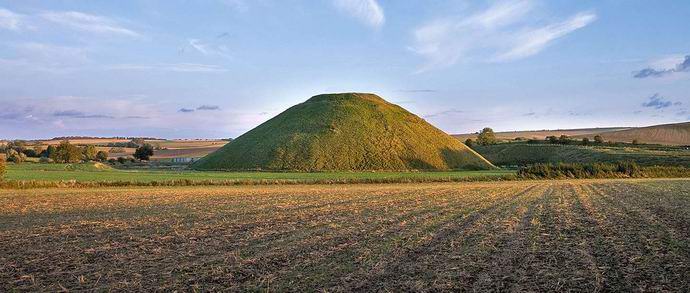 Kuka vieraili muinaisella kukkuloilla?