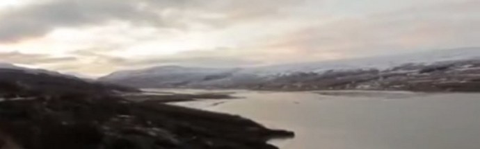 Kuka asuu valtamerten alla?