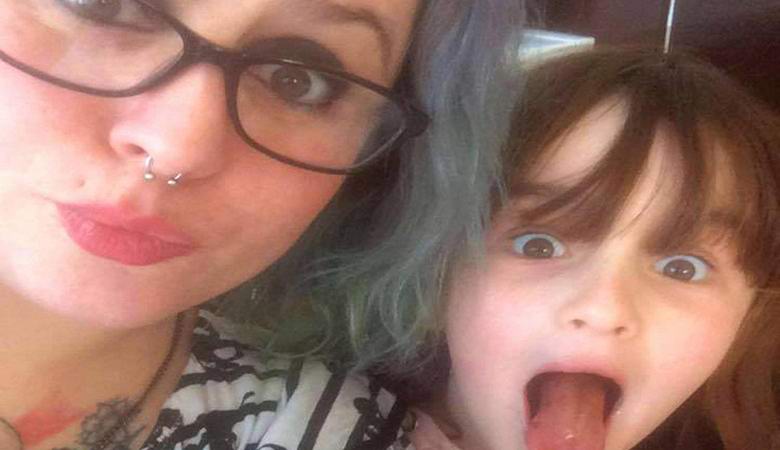 Äiti ja tytär huomasivat phantomin kuvan vanhasta huoneistostaan