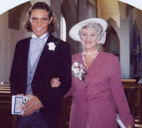 Äiti tunnisti vaistomaisesti miehen, jolla hänen poikansa sydän oli siirretty.