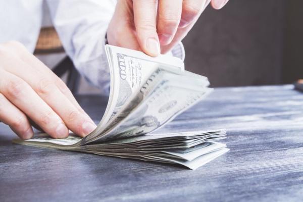 onko mahdollista laskea rahaa yöksi 