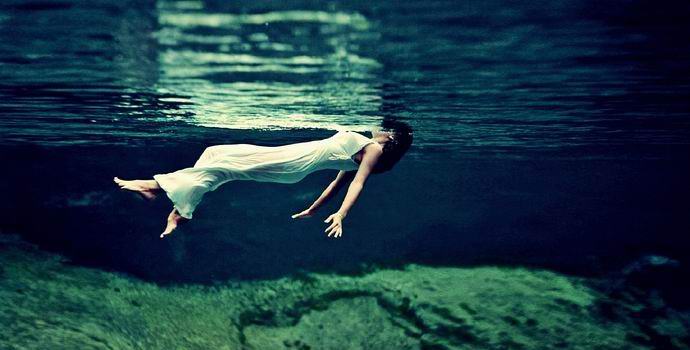 Mies kielsi pelastamasta hukkumisen tytär