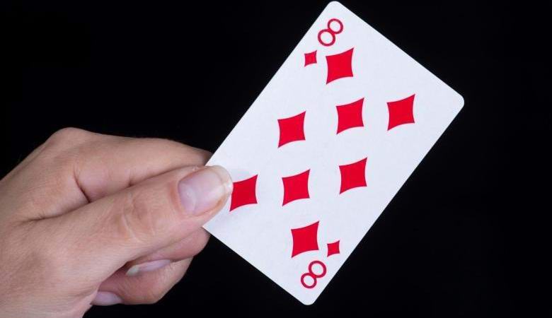 Pelikortilta löytyi piilotettu optinen illuusio