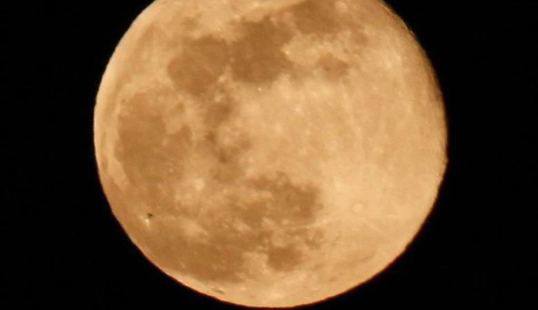 Kuulla huomasi tumman pyramidin