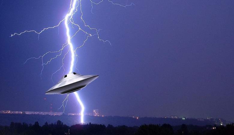 Videossa salama iskee kohtaan