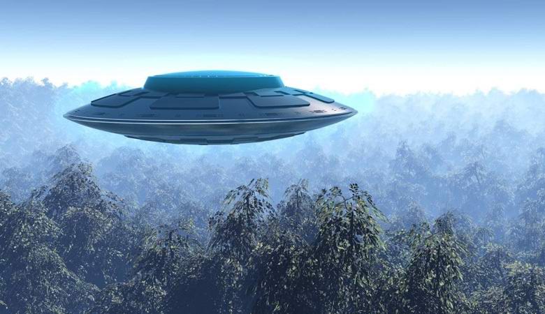 Meksikon yli kiinni läpikuultavasta