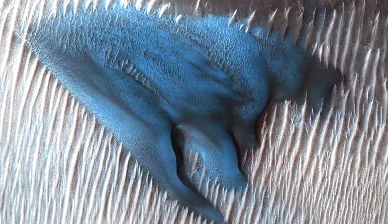 NASA löysi Marsista epätavallisia sinisiä hiekkoja