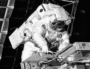 NASA on keskeyttänyt avaruuskävelyt amerikkalaisissa avaruuspukuissa