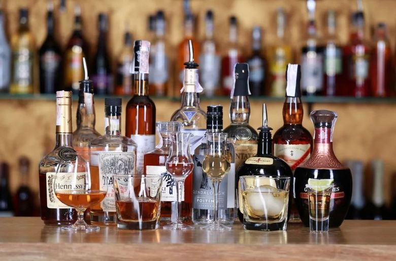 Se ei voi olla: synteettinen alkoholi korvaa luonnollisen alkoholin