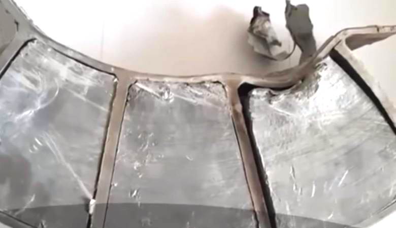 Outo metalli esine putosi taloon Romaniassa