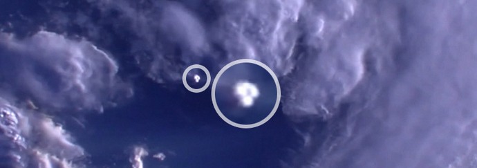 UFO epäonnistui piiloutumasta ISS-kamerasta