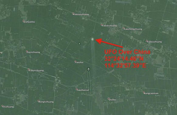 UFO saattoi kaksi lentokoneta Kiinan yli