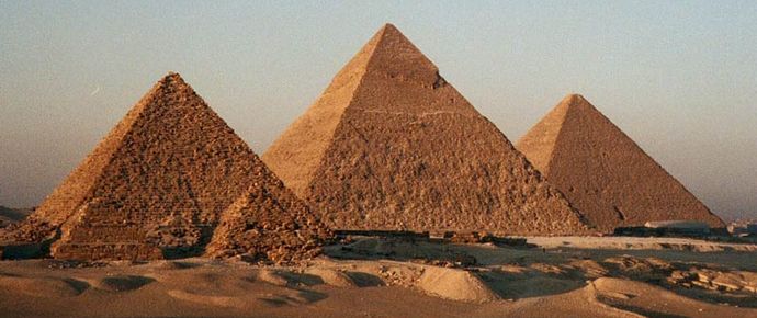 Mistä egyptiläiset pyramidit ovat niin itsepintaisesti hiljaa?